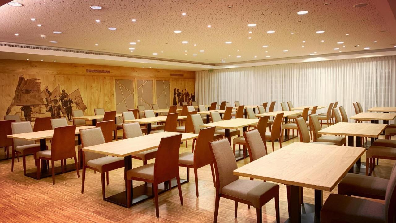 Hotel Goldener Hirsch Kaufbeuren Eksteriør bilde