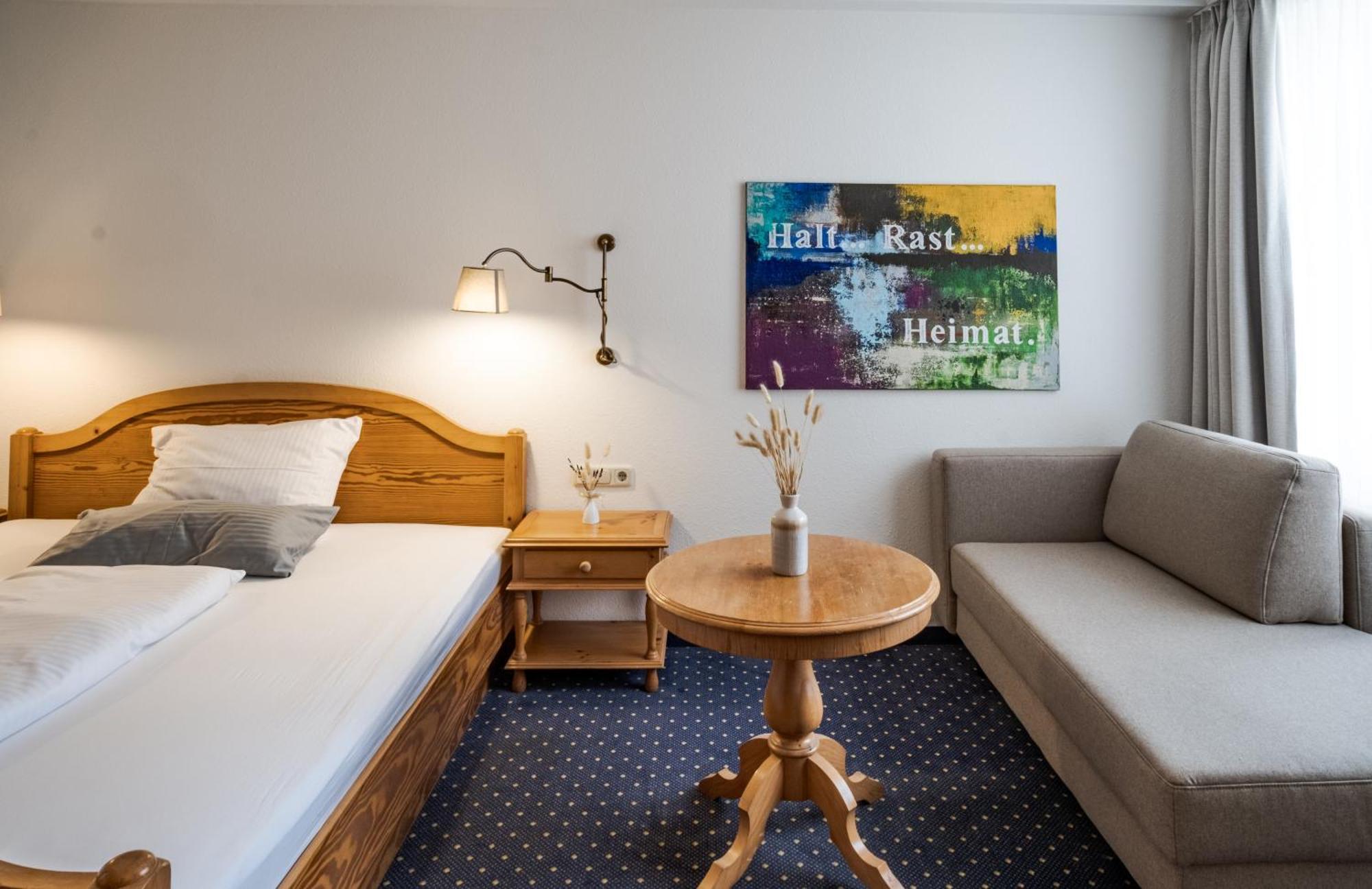 Hotel Goldener Hirsch Kaufbeuren Eksteriør bilde