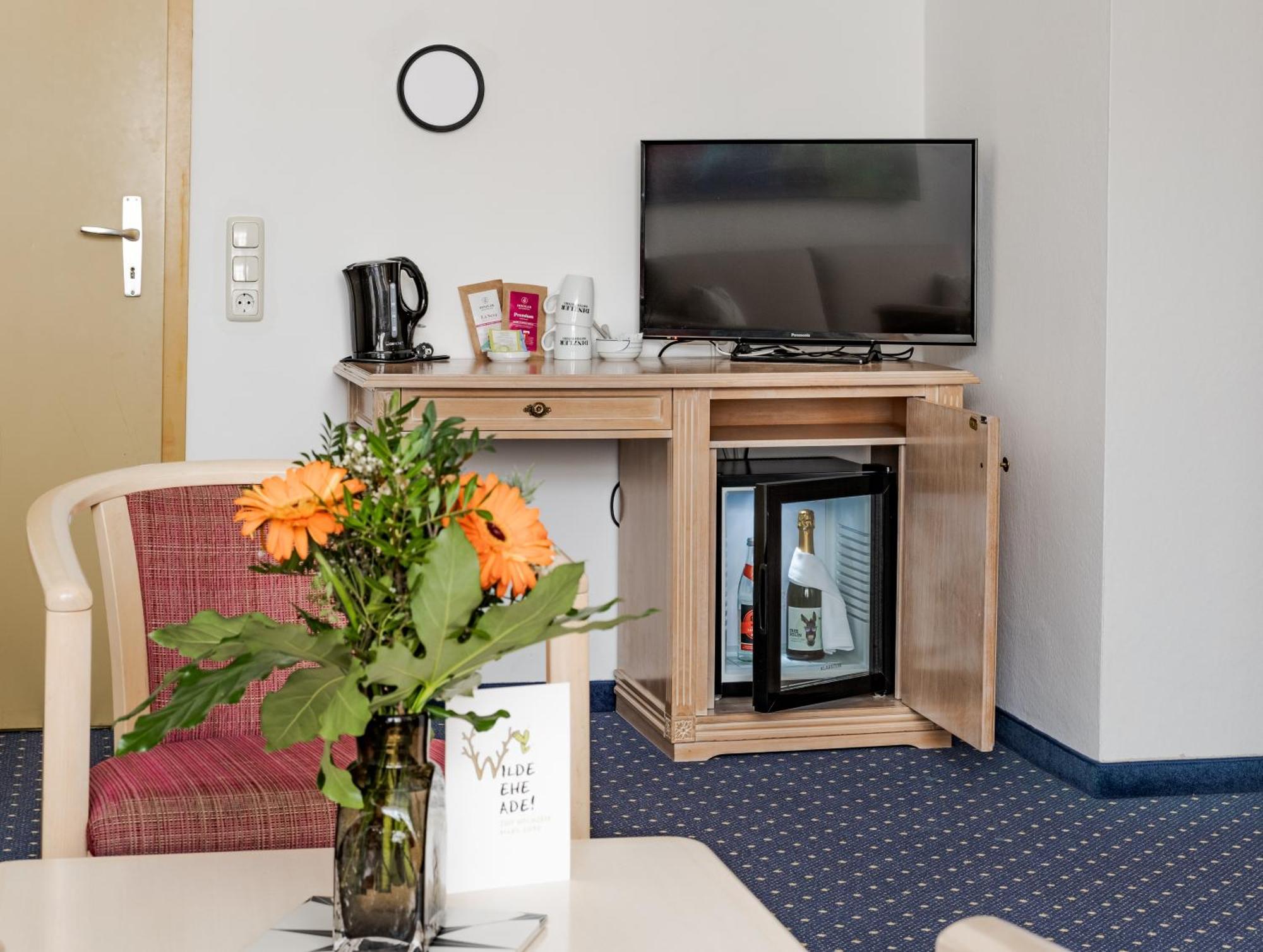 Hotel Goldener Hirsch Kaufbeuren Eksteriør bilde